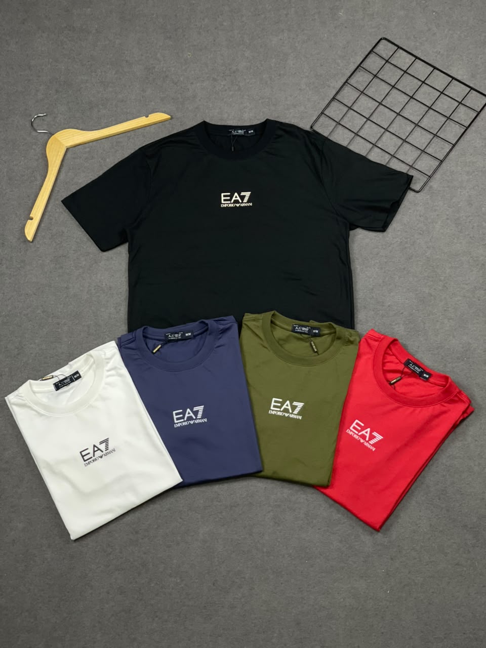 Camiseta Premium - EA7