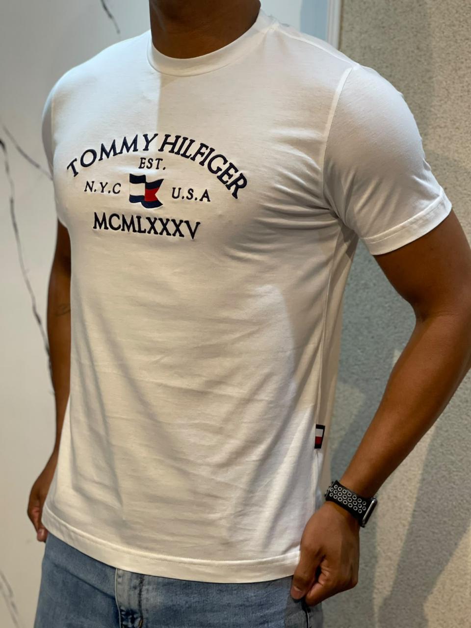 Camiseta Importada - Tommy - Bordado