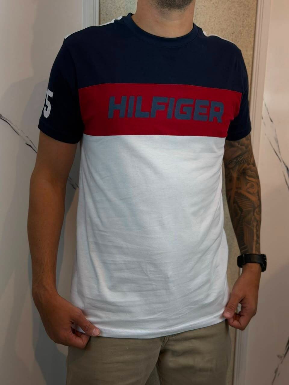 Camiseta Premium - Tommy H. - Recorte