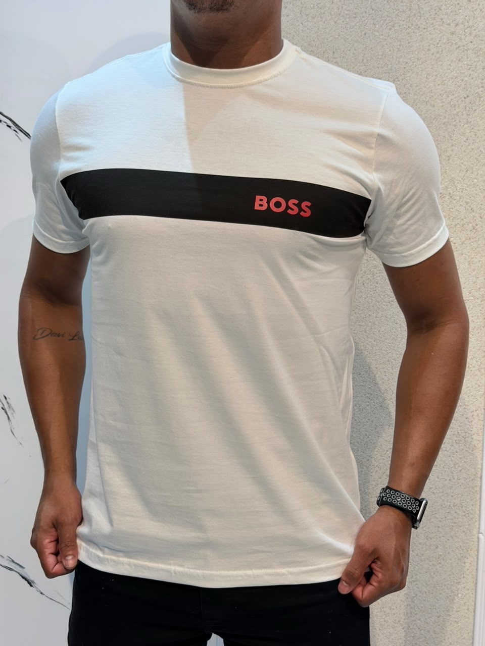 Camiseta Premium BOSS - OFF