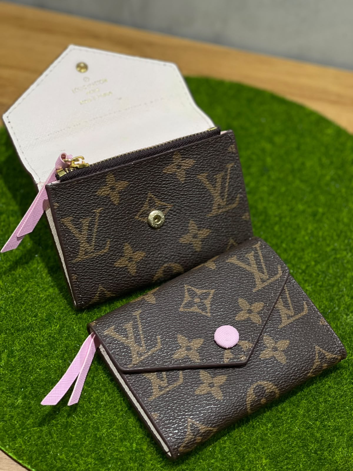 Carteira Chinesa - Louis Vuitton