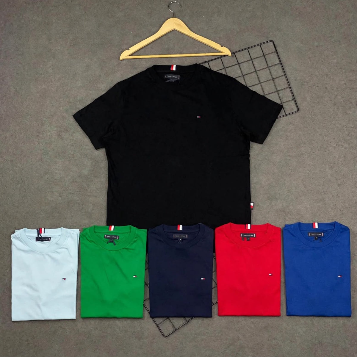 Camiseta Importada - Tommy - Basica